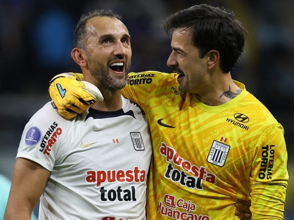 Hernán Barcos alcanza récord de goles en la Copa Sudamericana con Alianza Lima