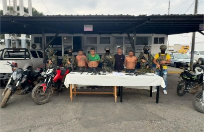 Impacto en Palenque fusiles, drogas y presuntos sicarios caen en redadas militares