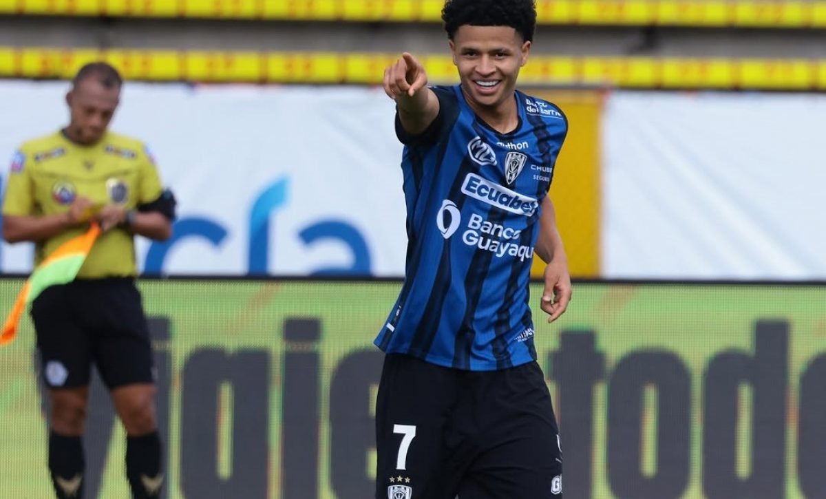 Independiente del Valle evalúa propuestas por el traspaso de Patrick Mercado