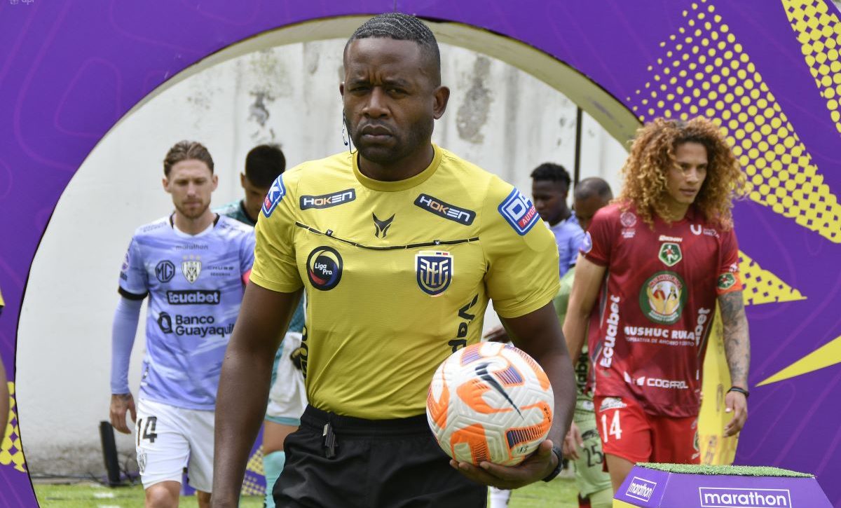 Independiente del Valle pide audios del VAR y muestra malestar de la actuación de Franklin Congo.