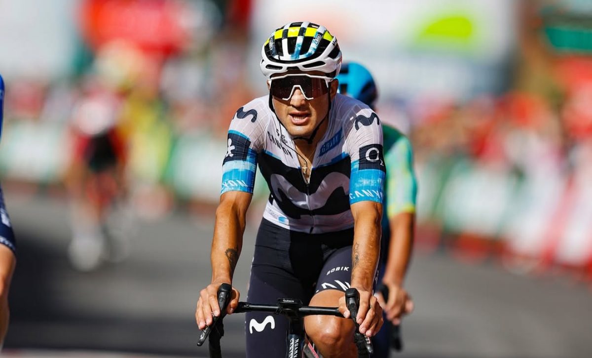 El ciclista ecuatoriano Jefferson Cepeda renueva contrato con Movistar Team.