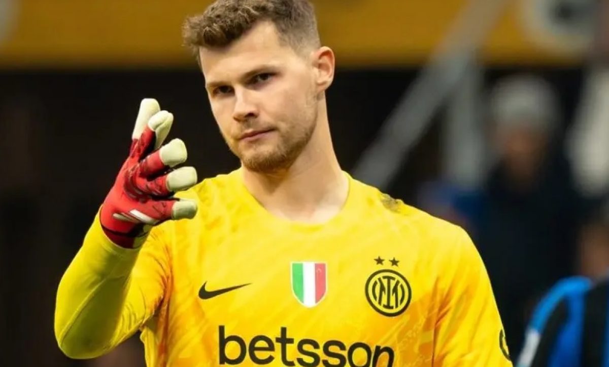 Josep Martínez, portero español del Inter de Milán, atropelló y causó la muerte instantánea de un hombre de 81 años que se desplazaba en silla de ruedas eléctrica.