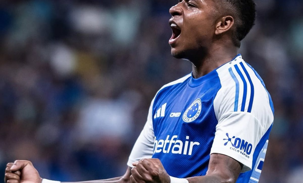 Keny Arroyo anota en la goleada de Cruzeiro ante Corinthians por el Brasileirão 2025