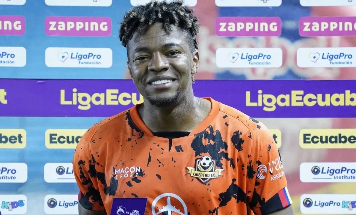 Kevin Becerra se incorpora a Cienciano procedente de Libertad FC