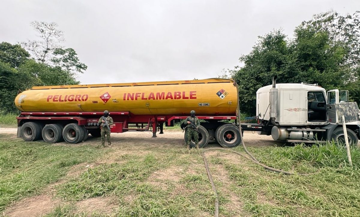 La Concordia bajo vigilancia decomisan 10.000 galones de combustible sustraído del poliducto