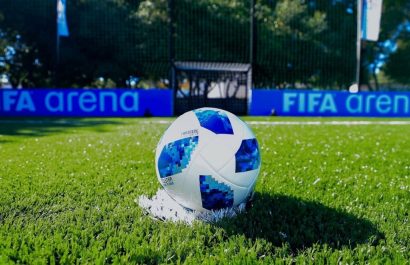 Vista de un campo de fútbol del proyecto FIFA Arena.