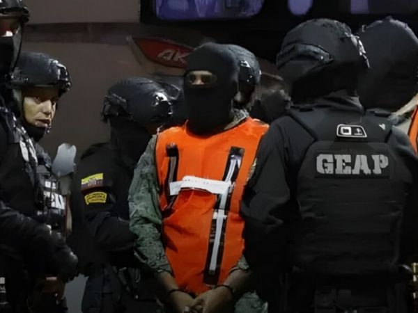 La Fiscalía General del Estado (FGE) incorporó como evidencia un grupo de WhatsApp, dentro del caso Las Malvinas.