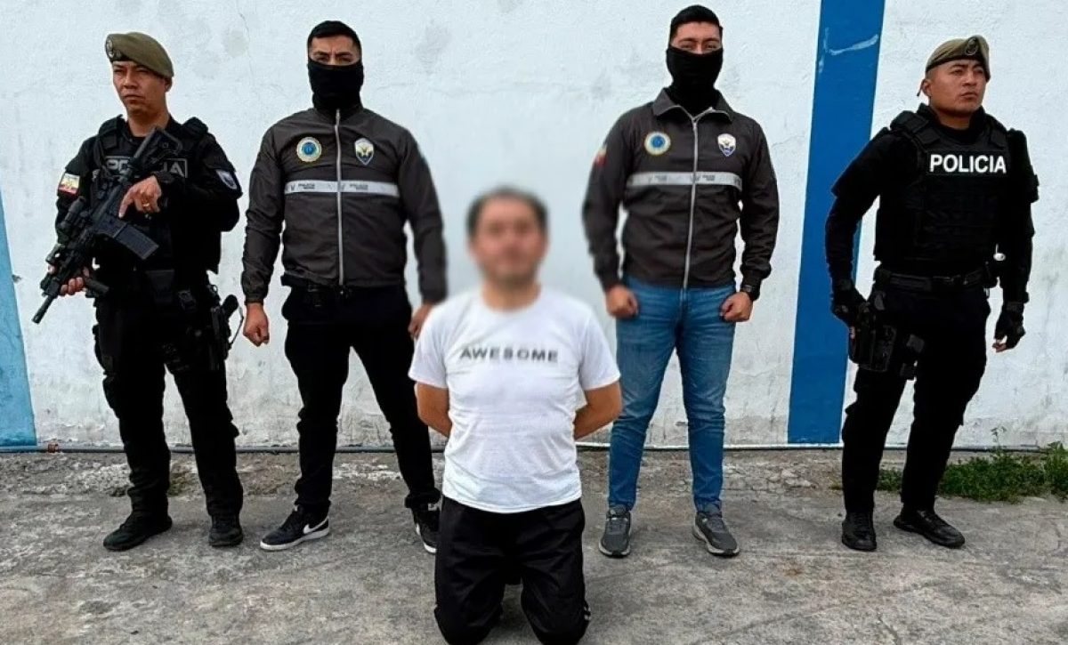 La Policía capturó, en Quito, al ciudadano Stalin M., identificado como el segundo más buscado del país por el presunto delito de defraudación tributaria.