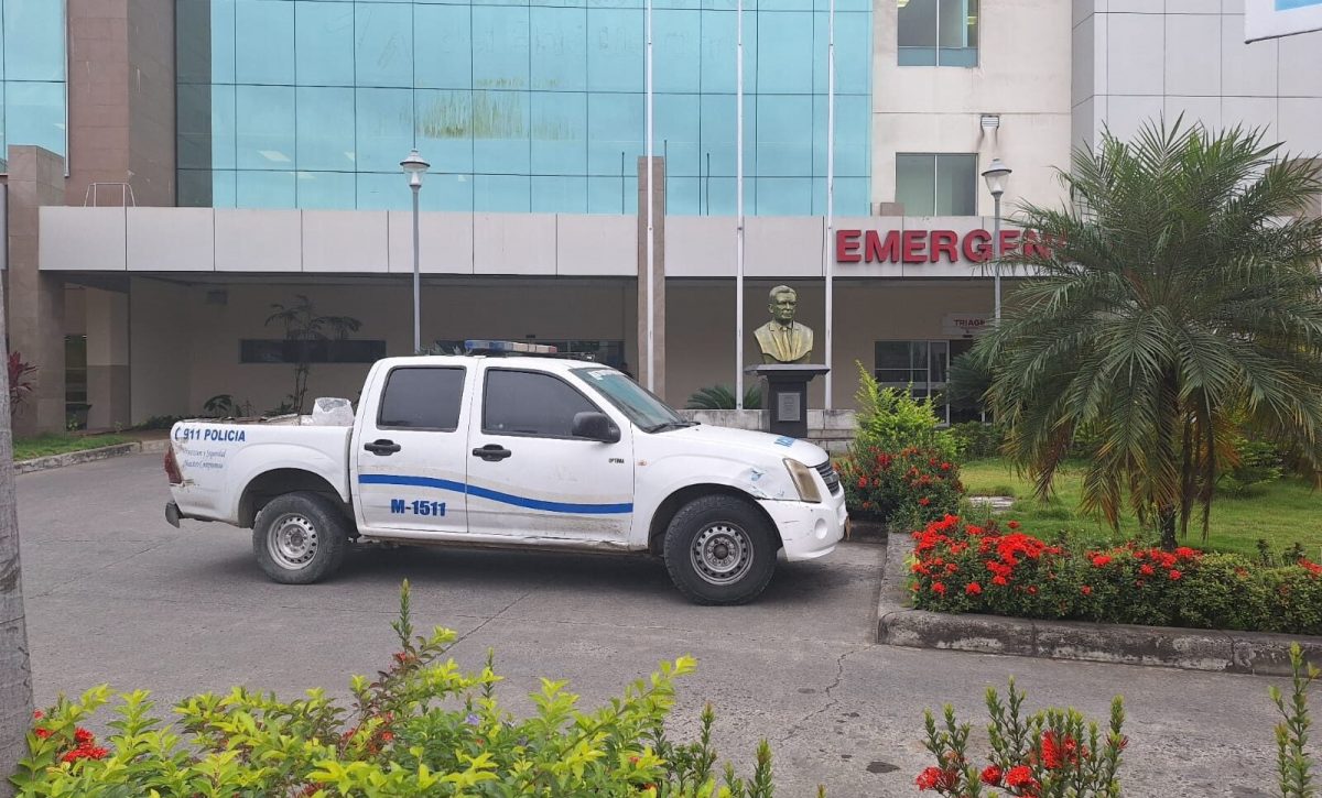 La Policía llegó hasta la casa de salud para investigar el caso.