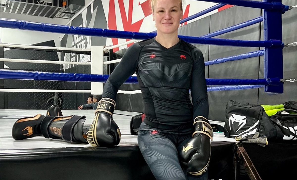 La campeona indiscutida de peso flyweight de la UFC, Valentina Shevchenko, defenderá su cinturón contra Weili Zhang.