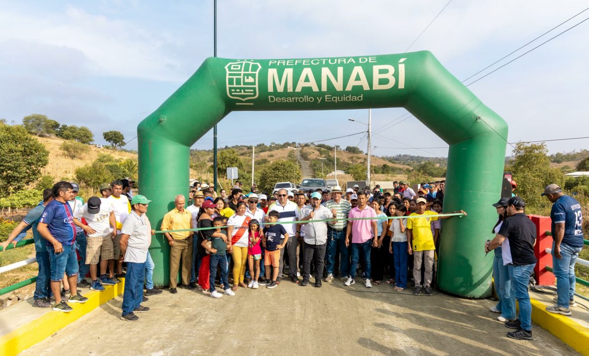 La obra fue financiada con una inversión cercana a los 300 mil dólares mediante un crédito del Banco de Desarrollo del Ecuador.