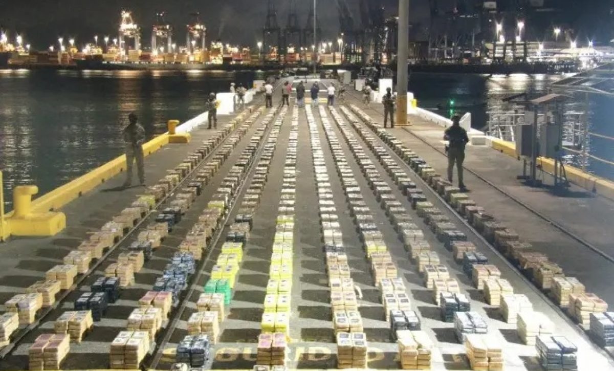 Las autoridades de Panamá incautaron 13,5 toneladas de cocaína, valoradas en unos 200 millones de dólares en el mercado internacional.