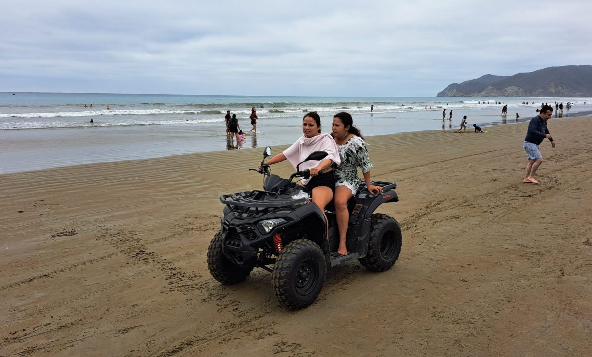 Las playas de Puerto López en la provincia de Manabí son un atractivo turístico de la Costa de Ecuador. FOTO: El Diario