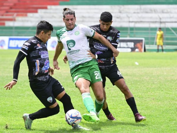 Liga de Portoviejo empata con New Porto y medirá a Politécnico en los playoffs