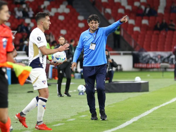 Liga de Quito acelera el proceso para designar nuevo cuerpo técnico en medio de un mar de carpetas.