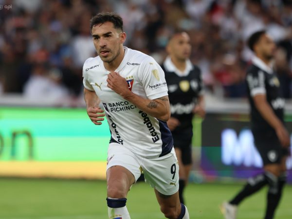 Liga de Quito remonta a Botafogo y se clasifica a cuartos de final de la Libertadores