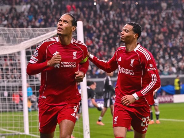 Liverpool golea 5-1 al Eintracht Frankfurt en la Champions League.