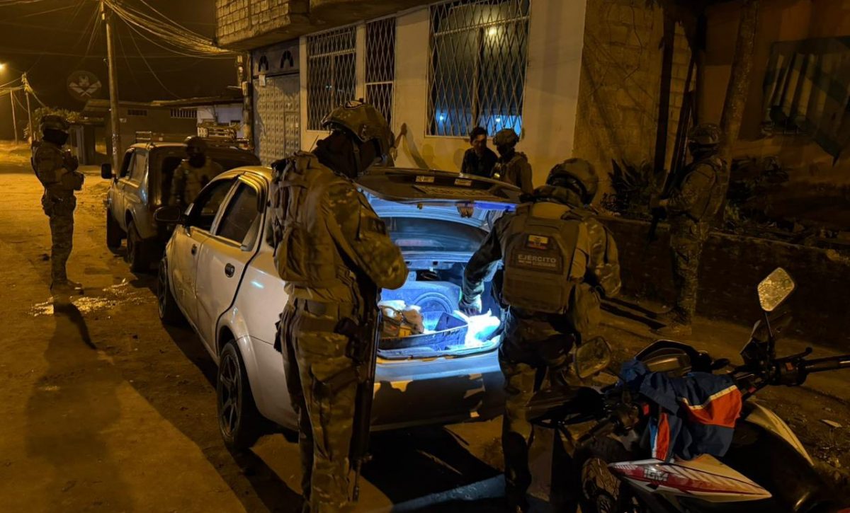 Lo que dejó el operativo nocturno en los barrios más conflictivos de Santo Domingo