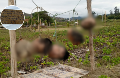 Las cabezas de las víctimas fueron colgadas entre dos cañas.