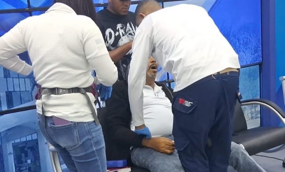 Mario Ureña, comunicador y promotor turístico, falleció este miércoles 3 de diciembre de manera repentina durante una entrevista en vivo en el programa,