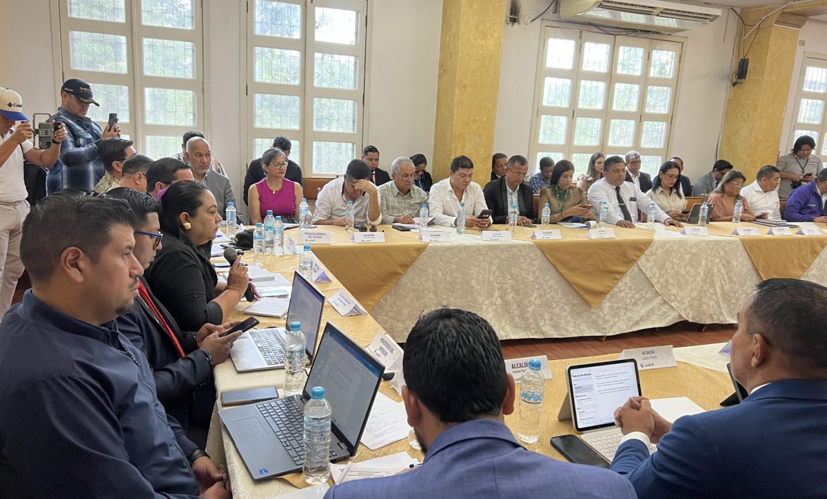 El Consejo de Seguridad Provincial se reunió este martes para evaluar los planes de seguridad de todos los cantones.