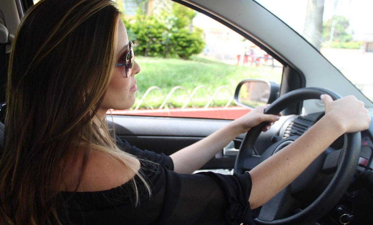 Migrantes que tienen licencia ecuatoriana no deben dar examen de alcohol y drogas para obtener el documento en EE.UU.