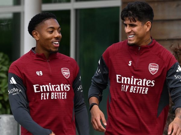 Mikel Arteta explica por qué Piero Hincapié no fue convocado en el Arsenal contra Manchester City