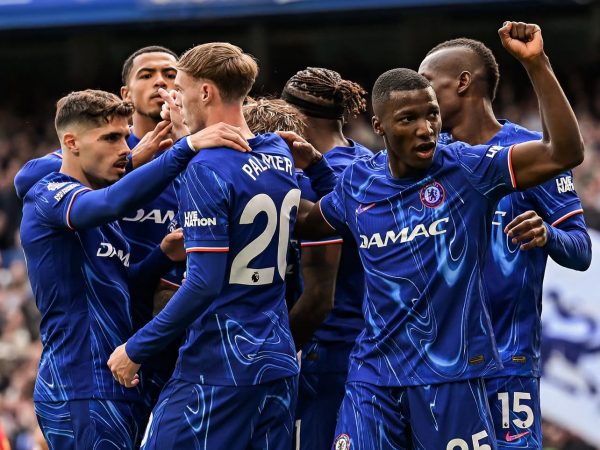 Moisés Caicedo juega su primera final europea y busca su primer título con el Chelsea cuando mida al Betis por Conference League