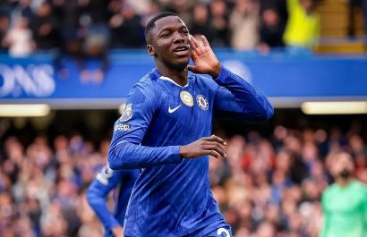 Moisés Caicedo, volante de Chelsea, cambia de representante.