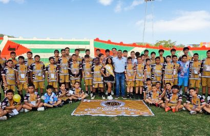 Mundialito Portoviejo Cup 2025 arranca con éxito en siete estadios de Manabí