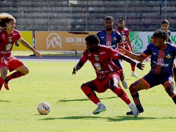 Mushuc Runa sufre una derrota clave ante Libertad y complica su situación en la LigaPro