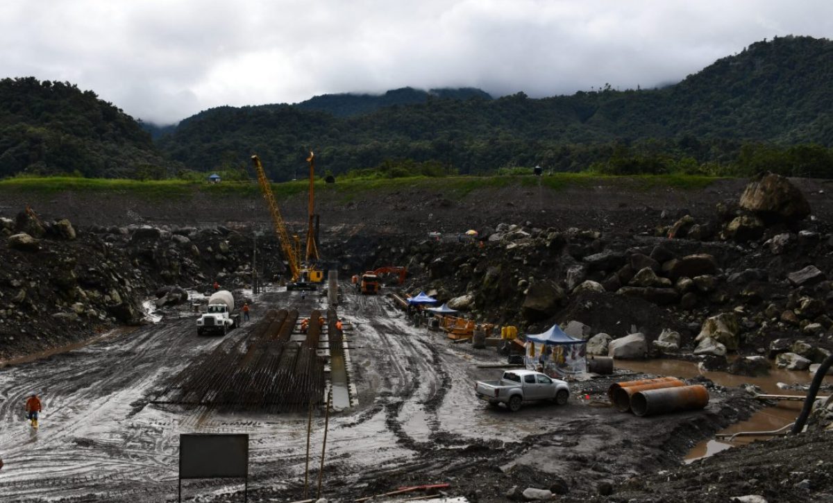 Napo: Erosión en río Coca amenaza central hidroeléctrica clave del Ecuador