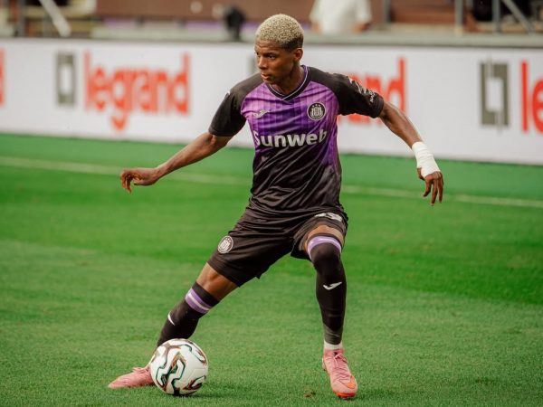 Nilson Angulo anota en la victoria 3-0 de Anderlecht ante Sheriff Tiraspol