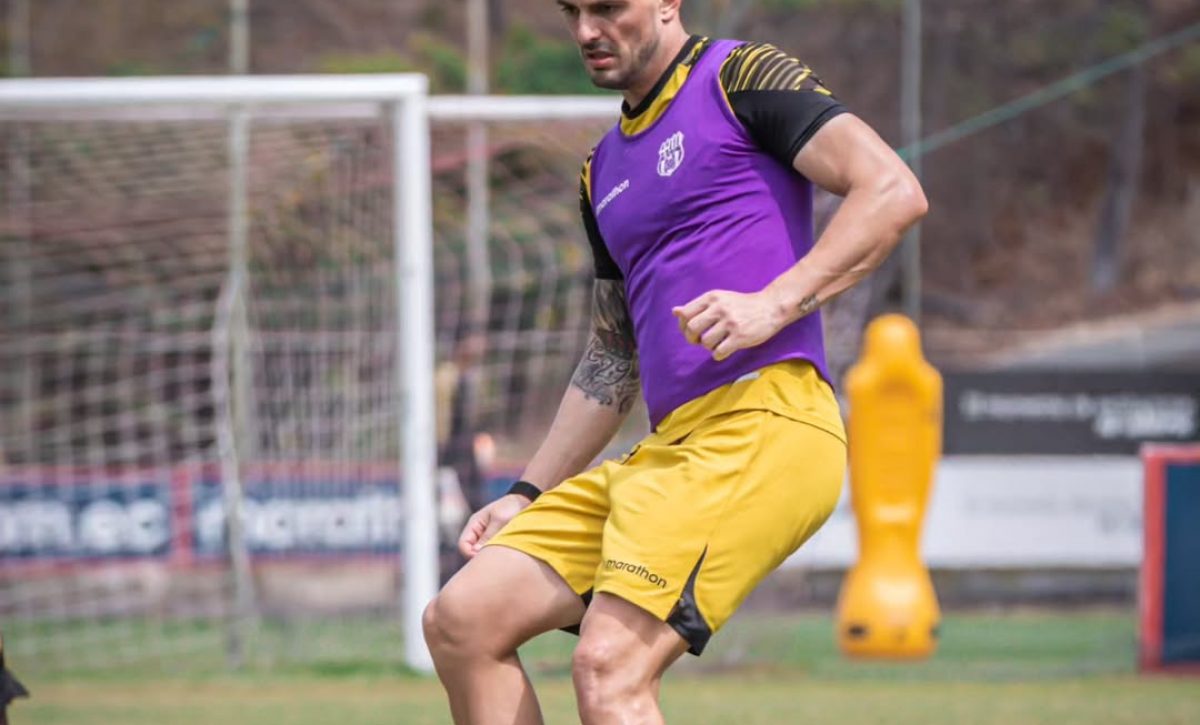 Octavio Rivero, delantero de Barcelona