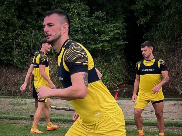 Octavio Rivero viajará a Uruguay para continuar con su tratamiento de su rodilla