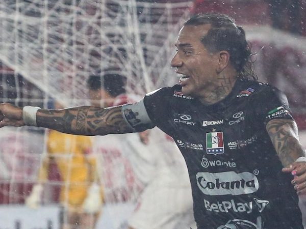 Once Caldas deja en el camino a Huracán y avanza en la Sudamericana