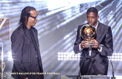 Ousmane Dembélé gana el Balón de Oro 2025 y lo recibió de la mano de Ronaldinho.