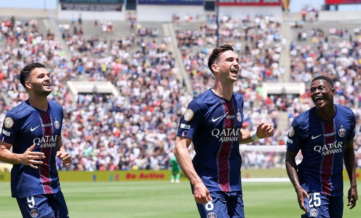 PSG con Pacho golean 4-0 al Atlético de Madrid en su debut en el Mundial de Clubes 2025