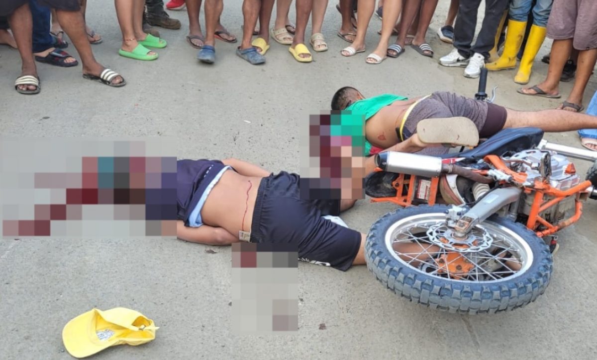 Pasadas las 17h30 del martes 6 de enero de 2026, dos hombres que se desplazaban en una motocicleta se convirtieron en víctimas de un doble asesinato.