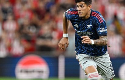 Piero Hincapié es baja en Arsenal para medir al Olympiacos por Champions League y preocupa su lesión