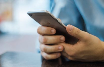 Pornhub, XNXX y otras tres webs enfrentan investigación en la UE por acceso infantil.