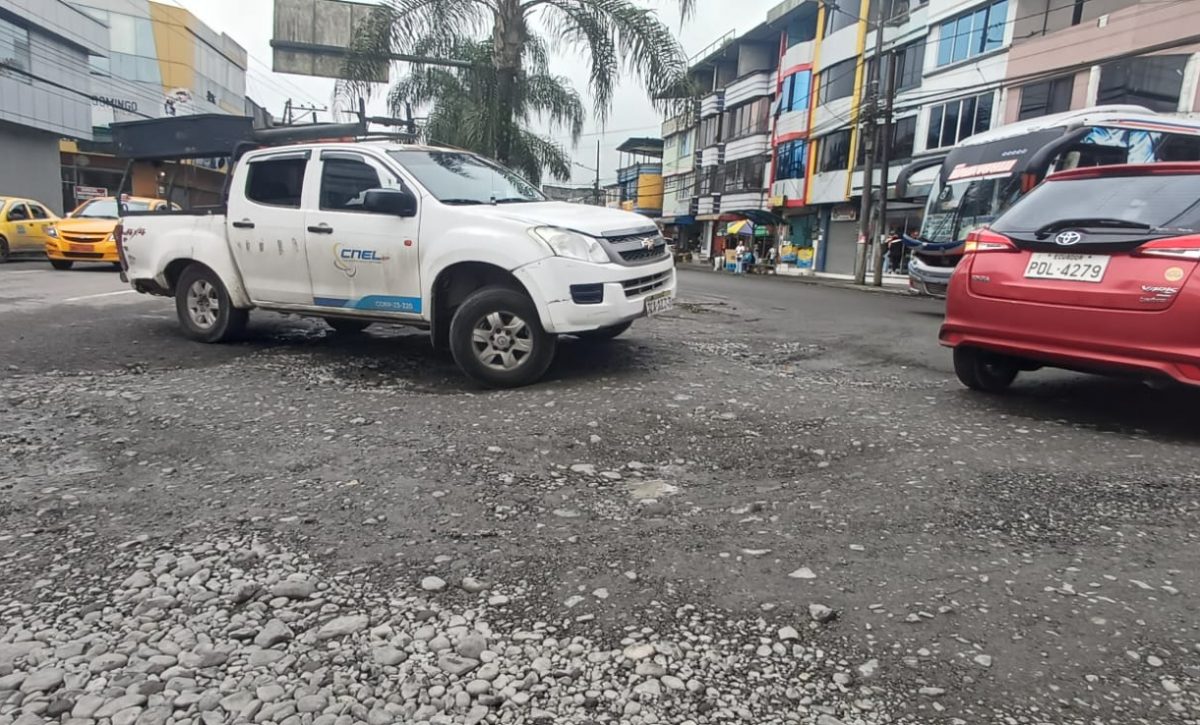 Santo Domingo El paso elevado avanza, pero las calles alternas colapsan