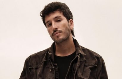 El cantautor colombiano Sebastián Yatra, presenta la etapa latinoamericana de su gira “Entre Tanta Gente Tour”