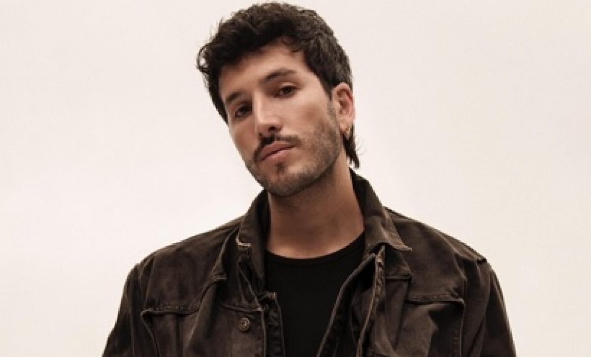 El cantautor colombiano Sebastián Yatra, presenta la etapa latinoamericana de su gira “Entre Tanta Gente Tour”