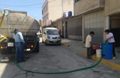 Servicio de agua potable se recupera de forma gradual en el norte de Quito