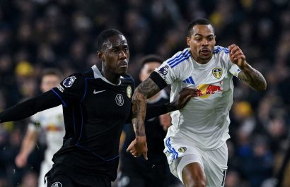 Sin Moisés Caicedo, Chelsea pierde 3-1 en su visita al Leeds United.