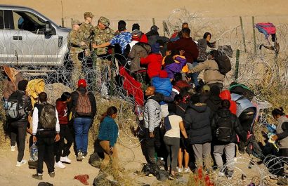 Estados Unidos ofrece incentivos económicos a inmigrantes indocumentados que acepten salir del país
