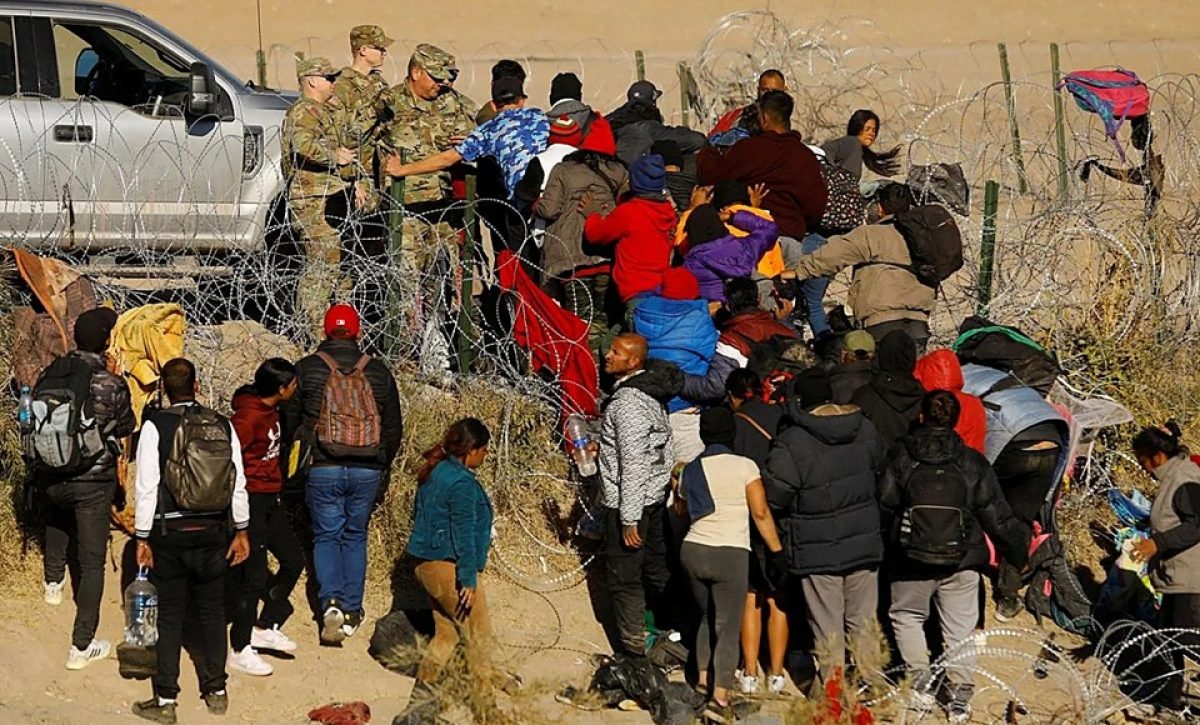 Estados Unidos ofrece incentivos económicos a inmigrantes indocumentados que acepten salir del país