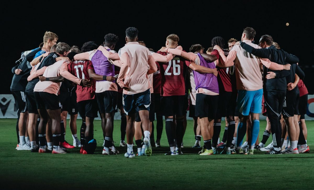 Sparta Praga avanza en Conference League con asistencia de Ángelo Preciado