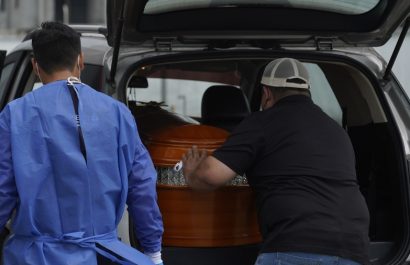 Tragedia en Daule Asesinan a una mujer después de asistir al sepelio de Mario Pineida, exjugador de Barcelona SC . (API-Referencial)